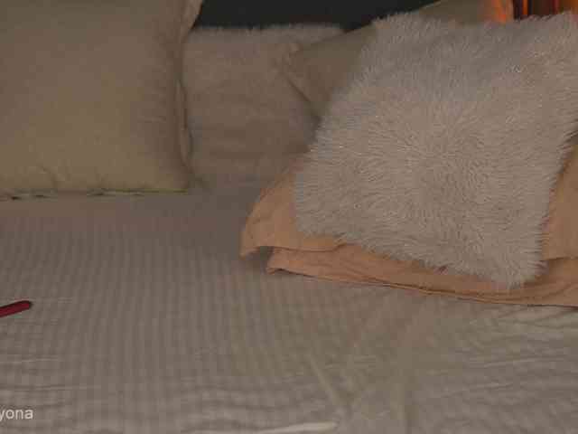alyonaqueen webcam