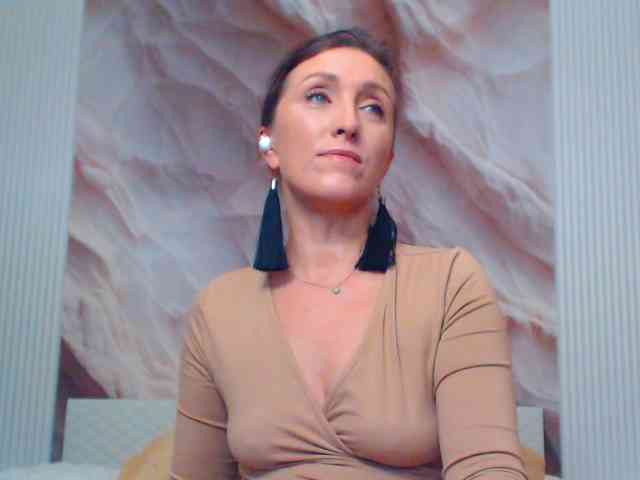 Lola-Nelson bongacams