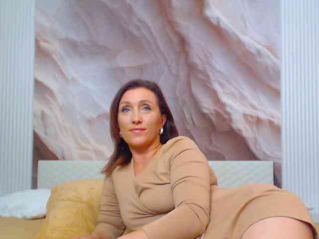 Lola-Nelson bongacams