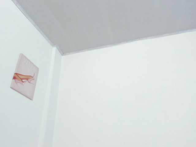NatashaEvannss live cam preview