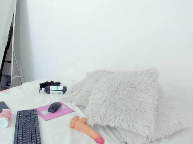 NatashaEvannss live webcam show