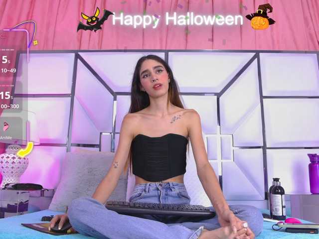 AuraRoss, en directo ahora en BongaCams