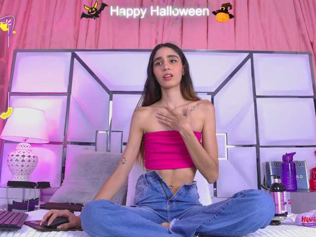 AuraRoss live cam on BongaCams