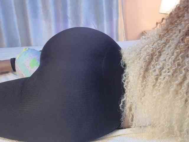 horny-princess webcam