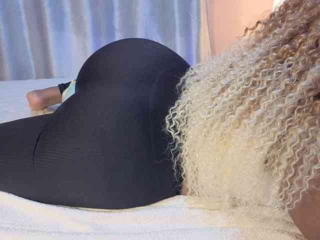 horny-princess webcam