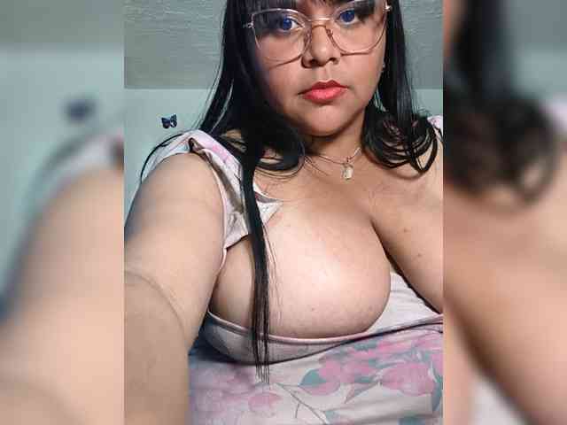 CandyBrowm webcam