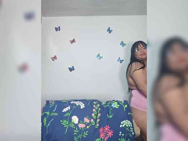 CandyBrowm webcam