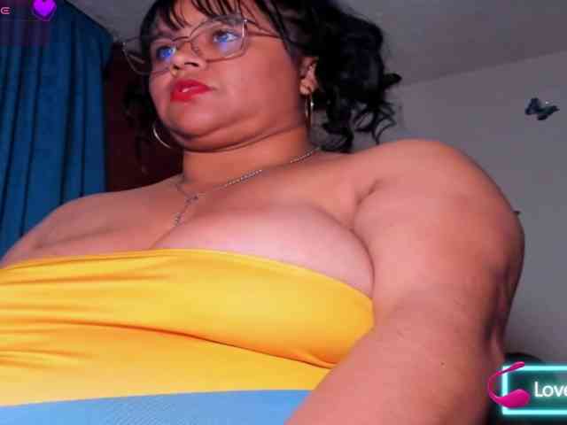 CandyBrowm webcam