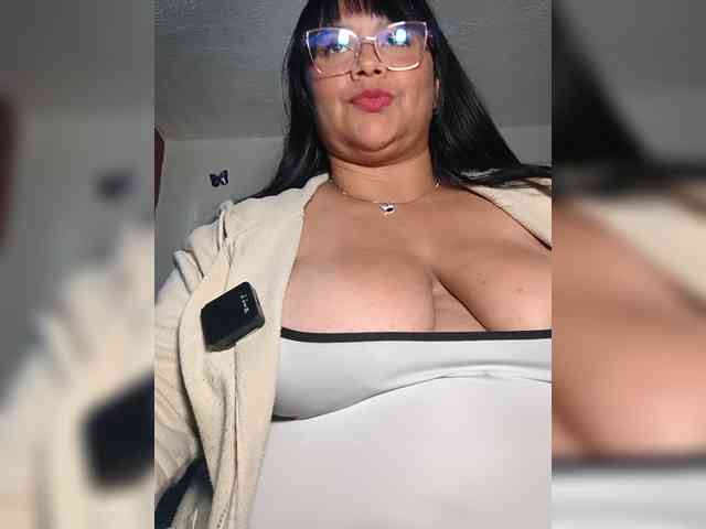 CandyBrowm webcam