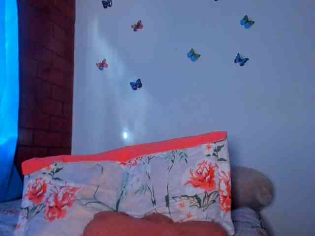 CandyBrowm webcam