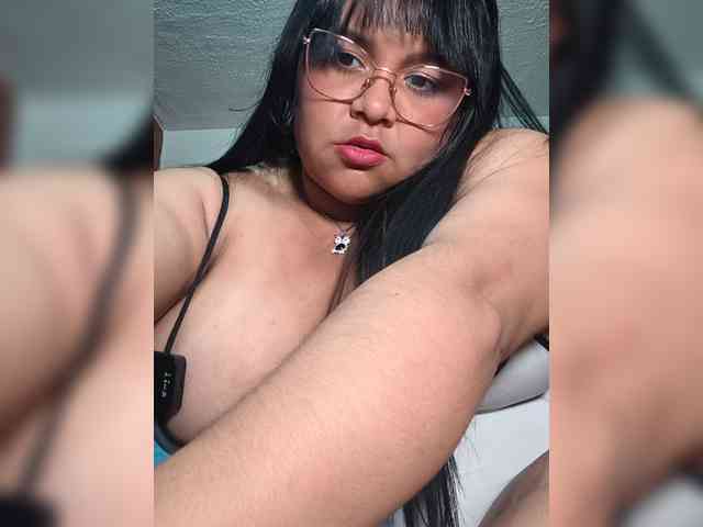 CandyBrowm webcam