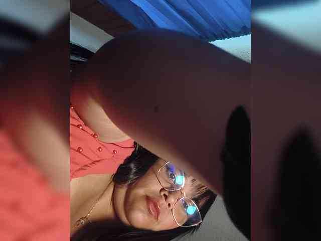 CandyBrowm webcam