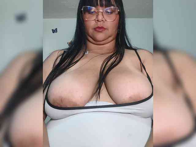 CandyBrowm Live Webcam on BongaCams