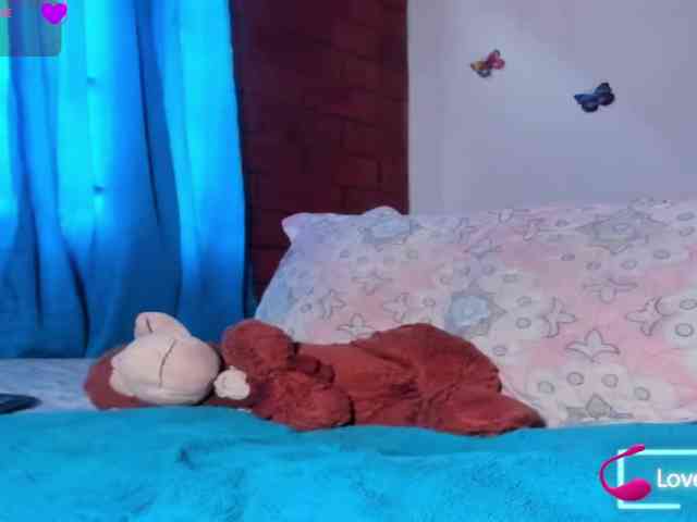 CandyBrowm webcam