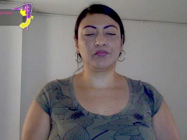 ErikaRika live cam preview
