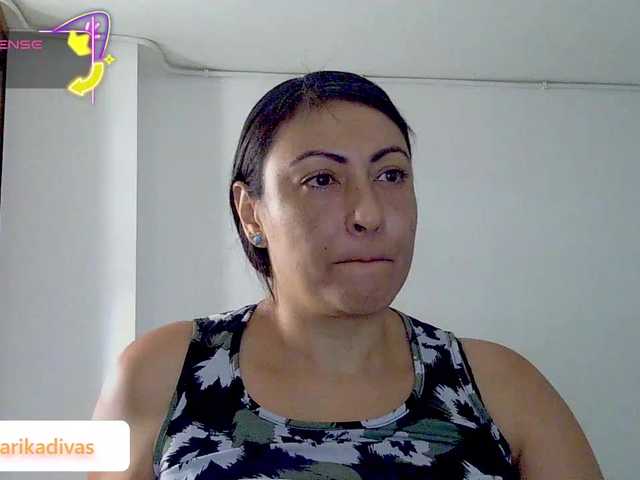 ErikaMartinez live cam on BongaCams