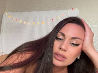 -Hennessy- Porn Show