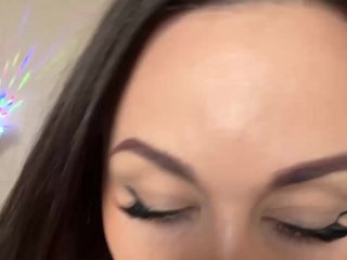 -Hennessy- Porn Show