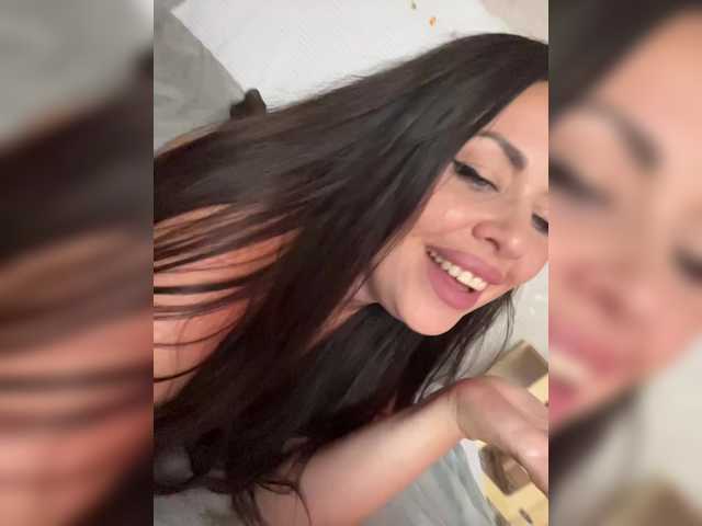 -Hennessy- live cam on BongaCams