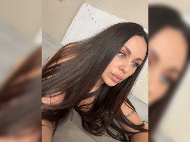 -Hennessy- live cam on BongaCams