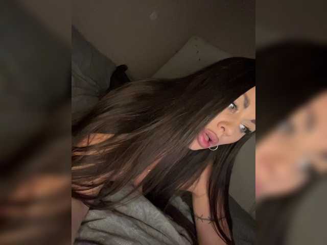 -Hennessy- live cam on BongaCams
