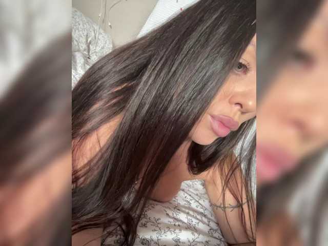 Live трансляция -Hennessy- - slutnetki.online