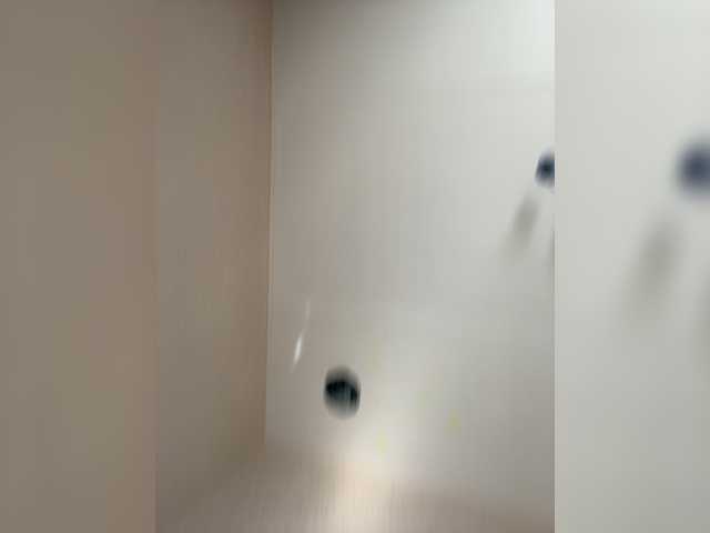 -Hennessy- live webcam show