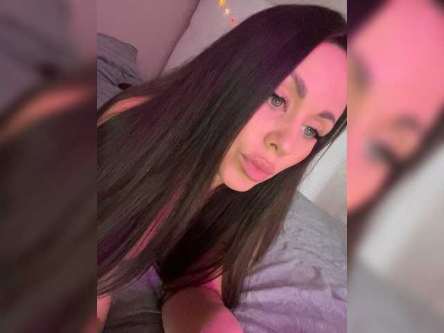 -Hennessy- live cam on BongaCams