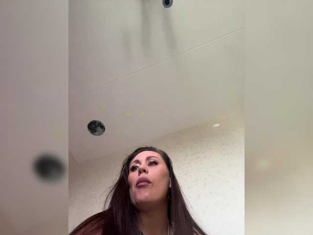 -Hennessy- live cam on BongaCams