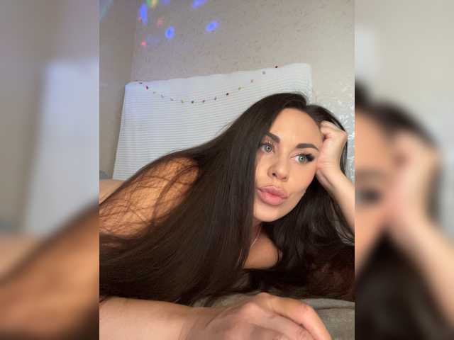 -Hennessy- live cam on BongaCams