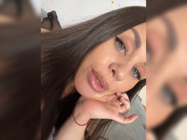 -hennessy- live sex