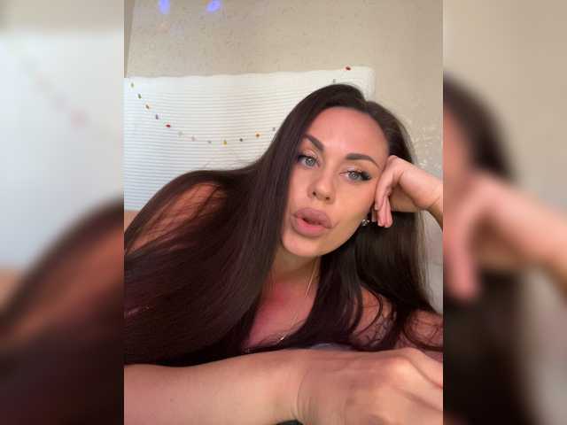 -Hennessy- live cam on BongaCams