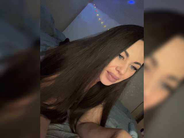 -Hennessy- live cam on BongaCams