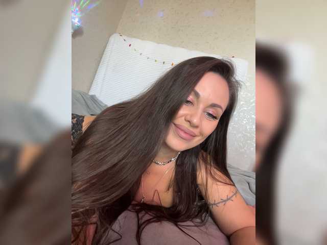 -Hennessy- live cam on BongaCams