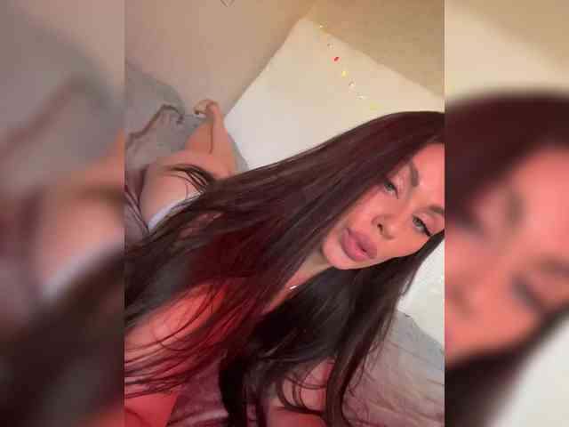 -Hennessy- webcam