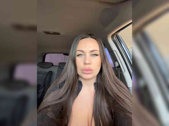 -Hennessy- webcam