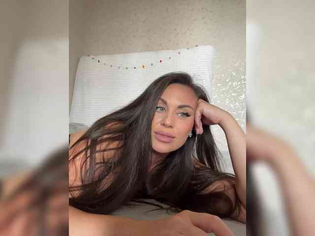 -Hennessy- webcam