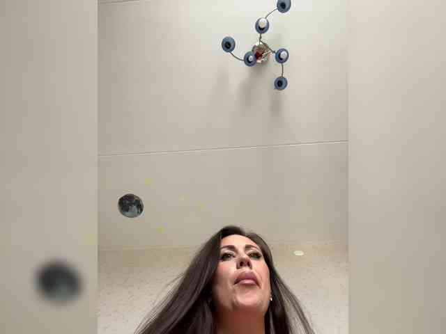 voyeur videochat -Hennessy-
