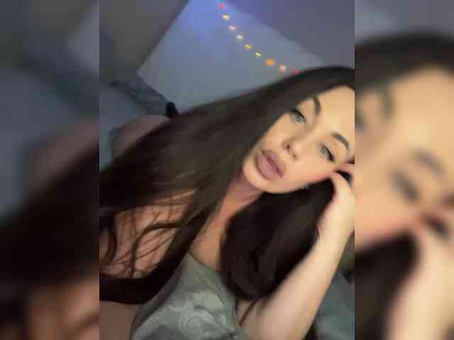 -Hennessy- webcam