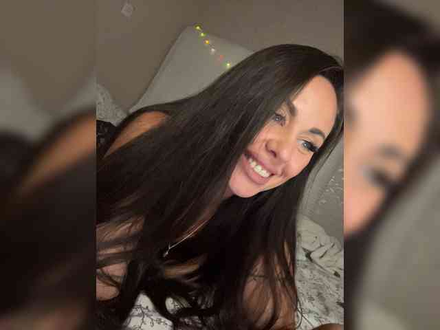 -Hennessy- webcam