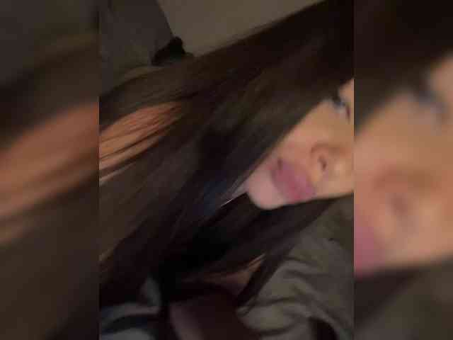 -Hennessy- webcam