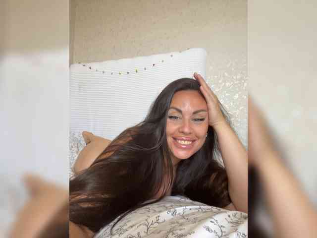 -Hennessy- webcam