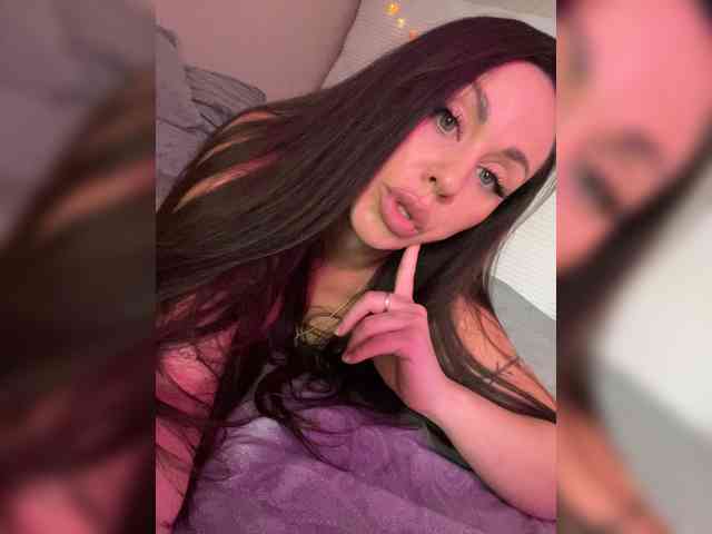 -Hennessy- webcam