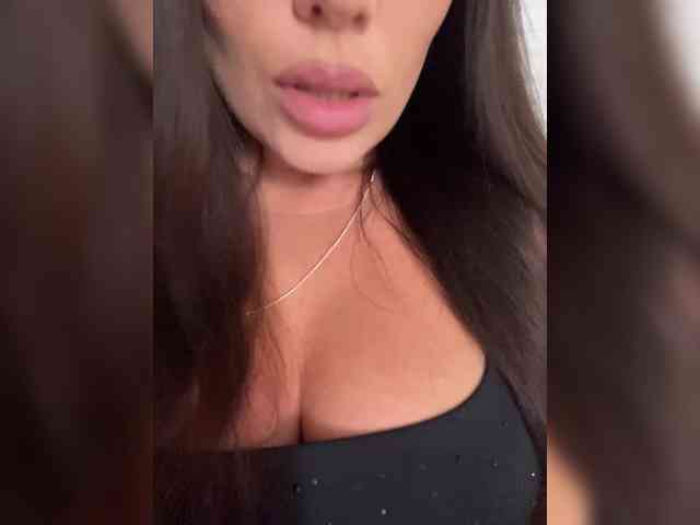 -Hennessy- webcam