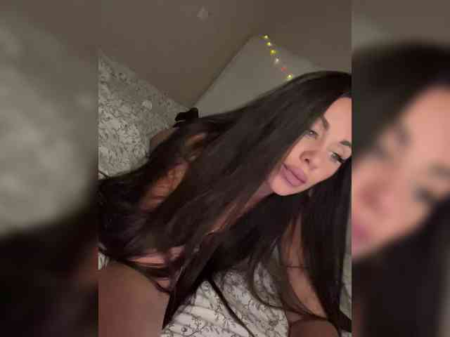 -Hennessy- webcam