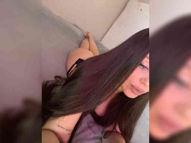 -Hennessy- webcam