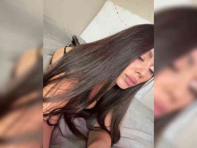 -Hennessy- webcam