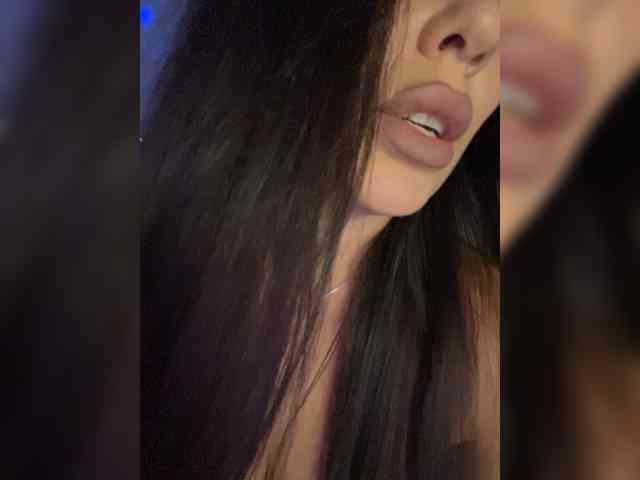 -Hennessy- webcam