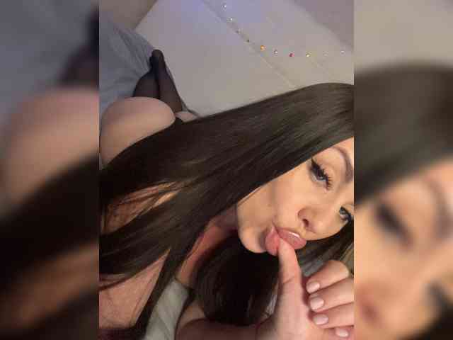 -Hennessy- webcam