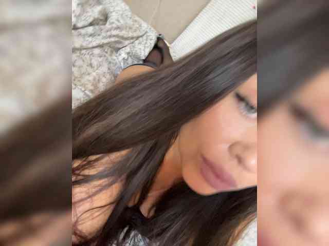 -Hennessy- webcam